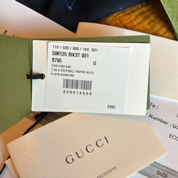 Gucci OPHIDIA
Ophidia medium shoulder bag
Style 598125 9IK3T 001 - Picture 14 of 16